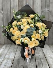 Букет цветов из:  Розы и Лизиантусы #REPLACE_PRED# Афипском