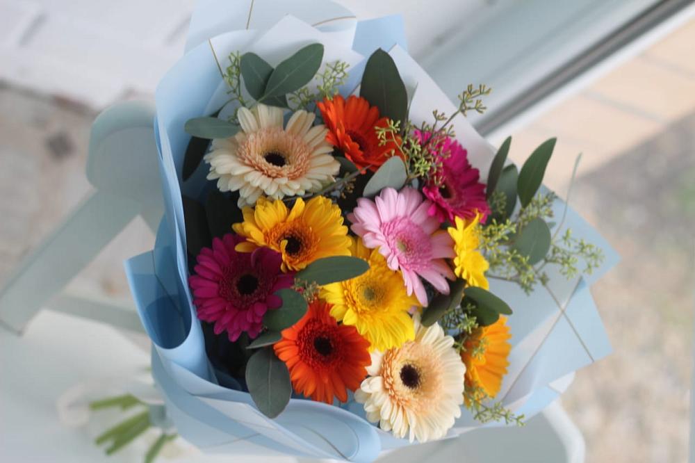 Букет мини герберы в Афипском Букет цветов из: Герберы в Афипском