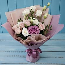 Букет цветов из:  Розы и Лизиантусы #REPLACE_PRED# Афипском
