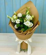 Букет цветов из:  Хризантемы и Лизиантусы #REPLACE_PRED# Афипском